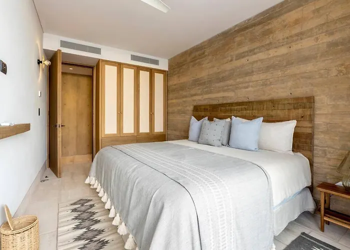 6 Guests - Amazing Views -top Design