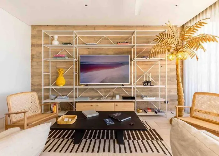 6 Guests - Amazing Views -top Design
